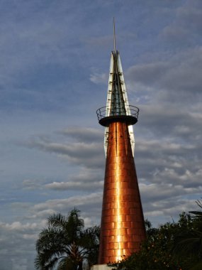 Garip bir dolambaçlı Marbella Güney İspanya yapısına