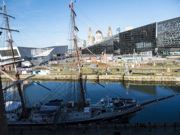 Das Albert Dock Ist Ein Komplex Von Dockgebäuden Und Lagerhallen — Stockfoto