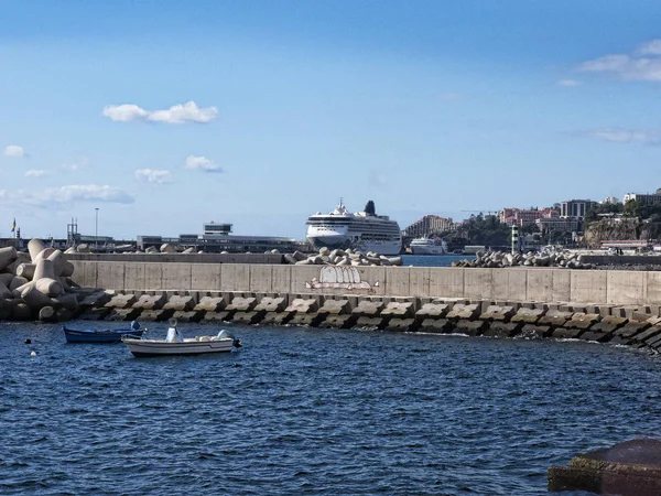 Фуншал Грудня 2017 Cruise Судів Заклик Щодня Острова Madeira Breakwater — стокове фото