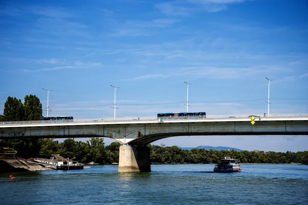 Poderoso Rio Danúbio Atravessa Cidade Budapeste Caminho Viena Até Mar — Fotografia de Stock