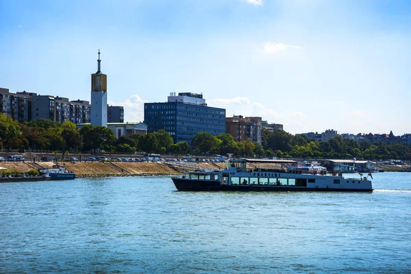 Poderoso Rio Danúbio Atravessa Cidade Budapeste Caminho Viena Até Mar — Fotografia de Stock