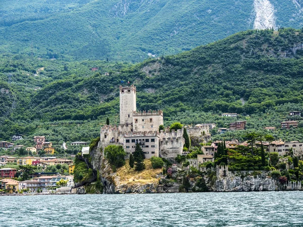 Malcesine Jest Jednym Uroczych Miast Nad Jeziorem Garda Północnych Włoszech — Zdjęcie stockowe