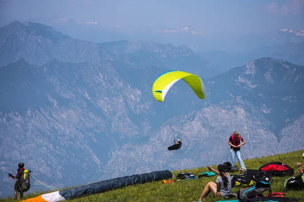 Hora Monte Baldo Nachází Zadní Části Jezera Garda Letoviska Malcesine — Stock fotografie