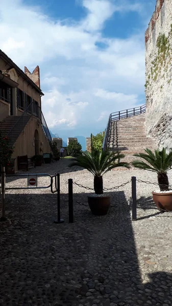 Malcesine Jedno Nejkrásnějších Měst Jezeře Garda Severní Itálii Svůj Vlastní — Stock fotografie