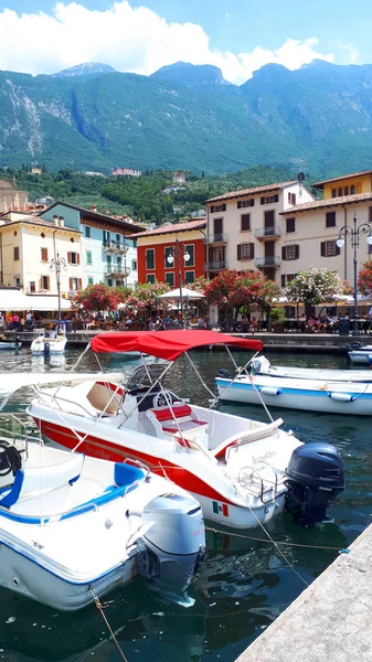 Malcesine Uma Das Cidades Encantadoras Lago Garda Norte Itália Tem — Fotografia de Stock