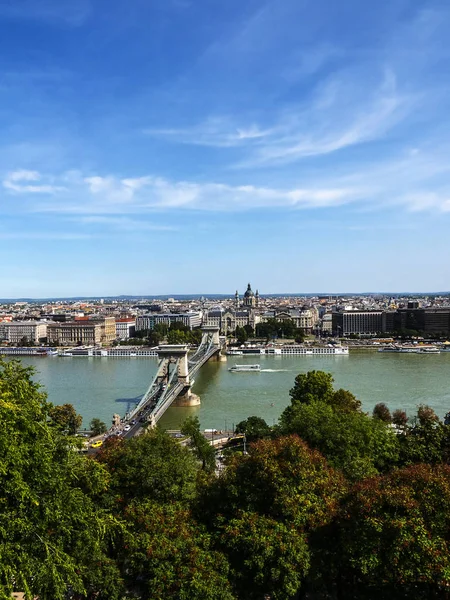 Iconic Chain Bridge Budapest Hungary Carries Traffic River Danube Baroque — Stock Photo, Image