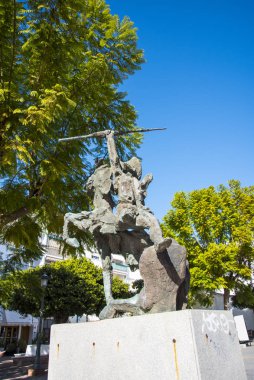 Nerja, Costa del Sol 'un doğu ucunda bir tatil beldesi. Çok güzel mimari detayları olan tipik bir İspanyol. 
