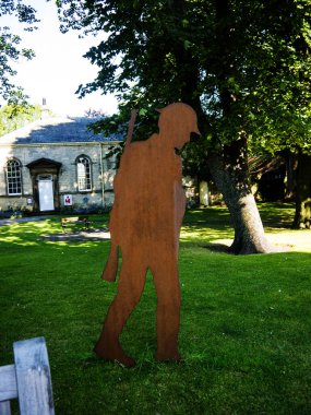 Kuzey Yorkshire 'daki Ripon Katedrali. Ripon ufuk çizgisine hükmeden bu inanılmaz bina, Lewis Carroll ve Wilfrid Owen Katedrali 'nin ayrıntılarına ilham kaynağı oldu.