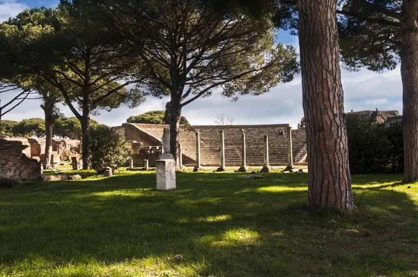 Teatro Sitio Arqueológico Ostia Antica Que Era Viejo Puerto Roma —  Fotos de Stock