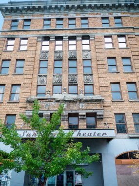 Albuquerque kuzey-orta New Mexico 'da. Geçmişiyle yakından ilgilenen, galerilerle ve bu büyüleyici bölgenin sanatıyla dolu bir şehir.