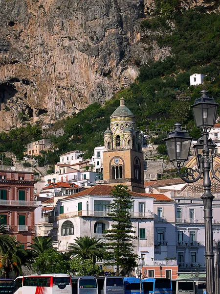 Beautiful Town Amalfi Clings Cliffs Amalfi Coast Italy Cathedral Shines — Stock Photo, Image