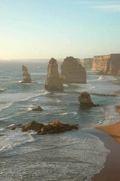 Oniki Havariler alacakaranlıkta