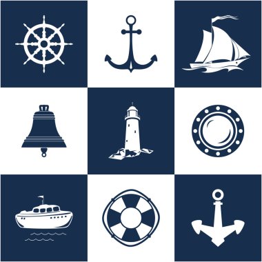 Mavi ve beyaz deniz turizmi ikonları, yelkenli tekne ve çapa, gemi tekerleği ve can simidi, cankurtaran botu ve lombozu, çan ve deniz feneri, denizcilik sembolü, gemi ekipmanları, vektör çizimi