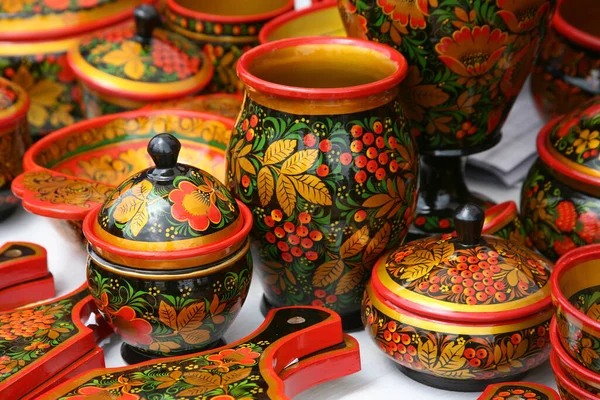 Hohloma - russian folk crafts