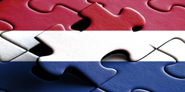 Puzzel tarzı tasarım ile ülke bayrakları