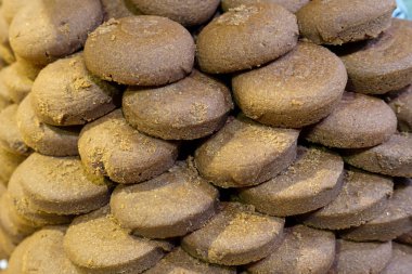 Ekmek pasta ve kurabiye ev yaptı