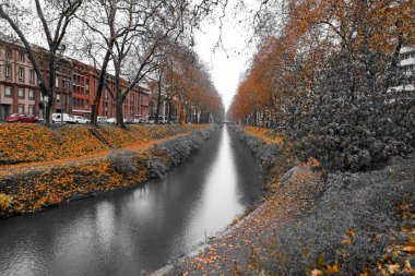 Toulouse şehir ve Carcassonne eski şehir ve kale