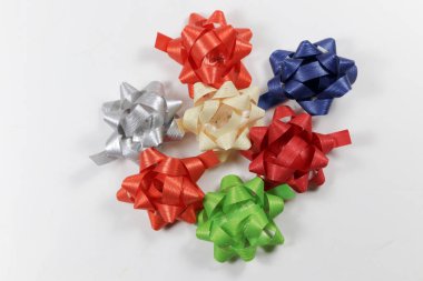 Renkli Hediyelik paket kurdele