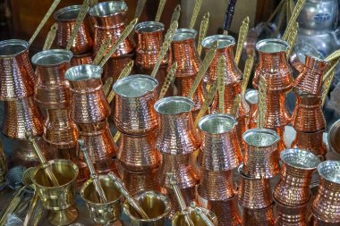 Sanat ve pirinç hediyeler bakır