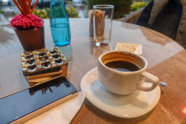 İş molası ve kahve molası.