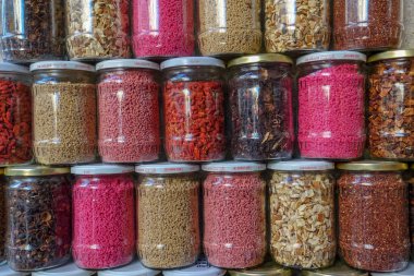 Bitkisel çay ve bitkisel bitkiler