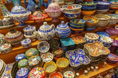Osmanlı seramik ve lambalar