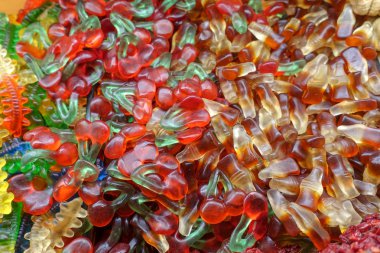 Geleneksel Türk lokumu ve Türk lokumu