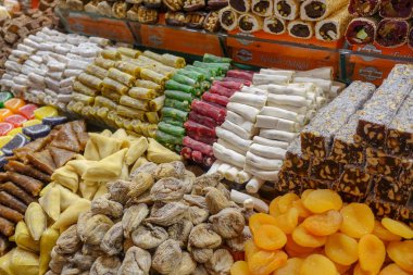 Geleneksel Türk lokumu ve Türk lokumu
