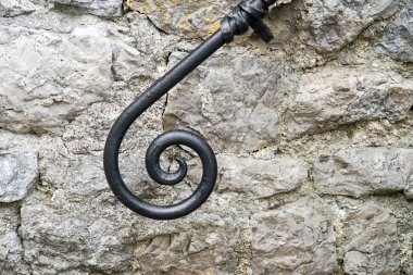 Eski boyalı duvar ve eski duvar yosun ile