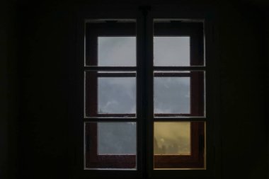 Eski kapılar ve eski şehrin eski windows