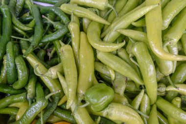 Sebze ve meyve pazarda