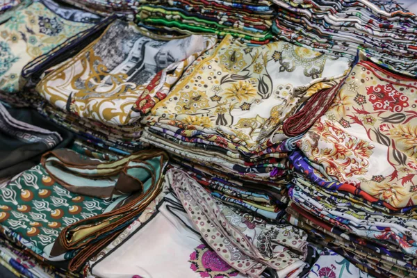 Travesseiros Tradicionais Estampados Tecidos Tapetes — Fotografia de Stock
