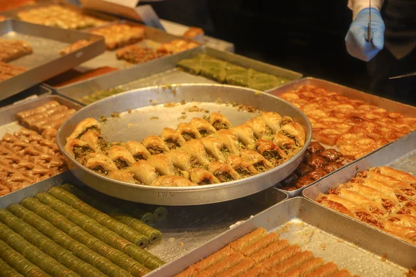 Delícias Sobremesas Turcas Tradicionais Baklava Lokum — Fotografia de Stock