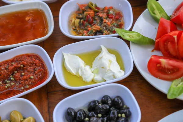 Traditionelles Türkisches Frühstück Und Frühstückstisch — Stockfoto