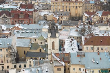 Kış görünümü üzerinde şehir merkezinde Lviv, Ukrayna.
