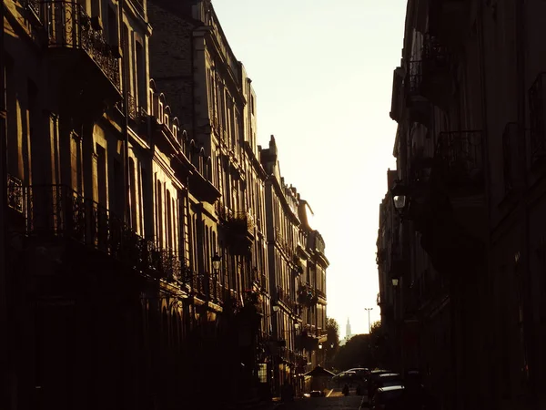 Перегляду вулиць міста Нант на заході сонця — стокове фото