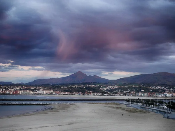 Dramatic Clouds at Txingudi Bay — Stock Photo, Image