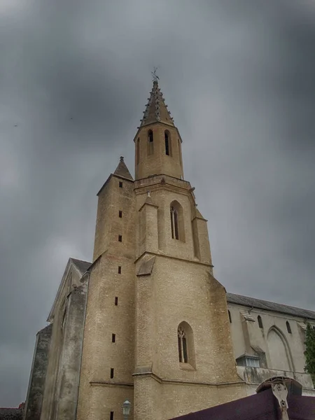 Eski kilise Mimari ayrıntılar Tarbes Fransa — Stok fotoğraf