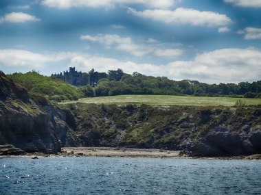 Hendaye Chateau d kıyıdan Abbadie