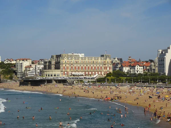 Grande Plage ve ünlü binalar Biarritz Fransa büyük görünümü