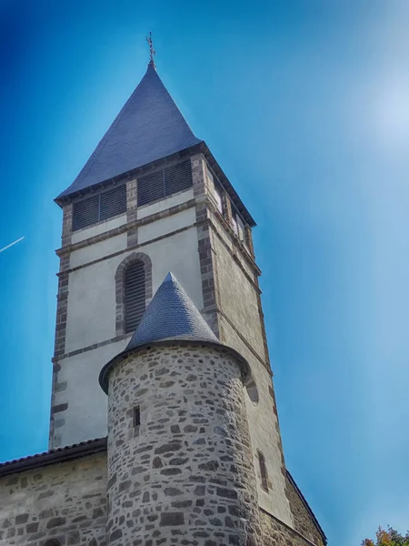 Torres em Saint Etienne de Baigorry, na França — Fotografia de Stock