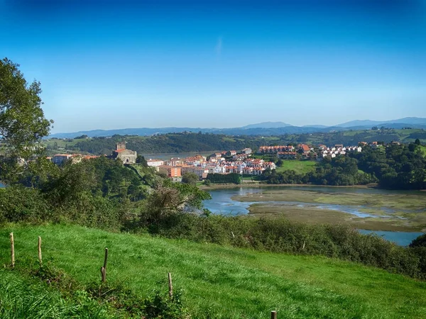 San Vicente de la Barquera Village in Cantabria Spain — Stok fotoğraf