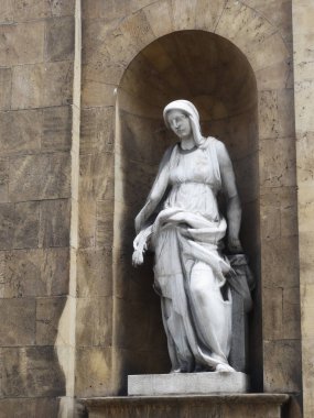 Gijón Asturias, müthiş heykel