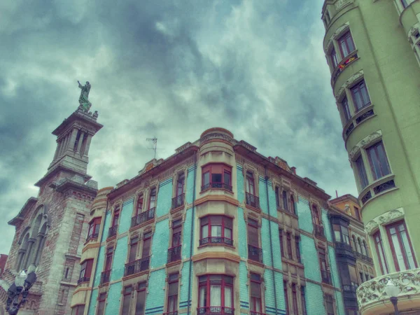 Het platform details in Gijon Spanje — Stockfoto