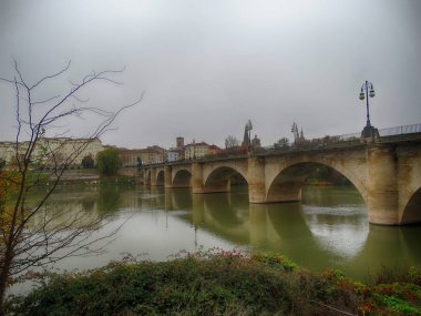 Eski Köprü, La Rioja Ebro Nehri'nin, Logroño şehir üzerinde