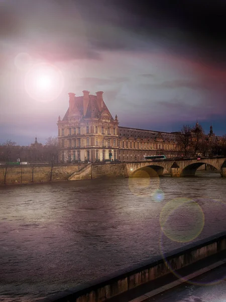 Puesta Sol Sobre Río Sena Increíble París —  Fotos de Stock