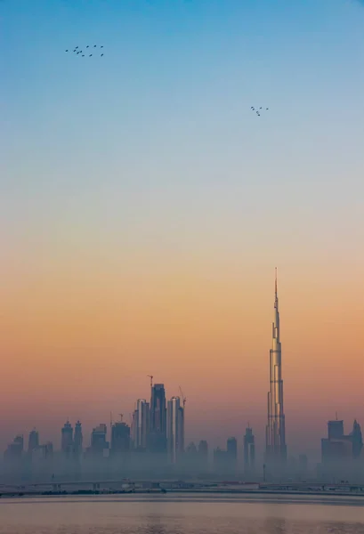 Восход Солнца Дубае — стоковое фото