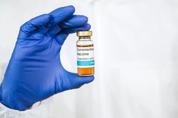 Doctor Holding Test Tube Coronavirus Vaccine White Background Vaccine Covid — Stock Photo, Image