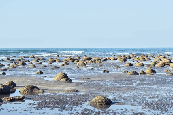 St. Martin Adası Bangladeş 'in en güzel mercan adasıdır..