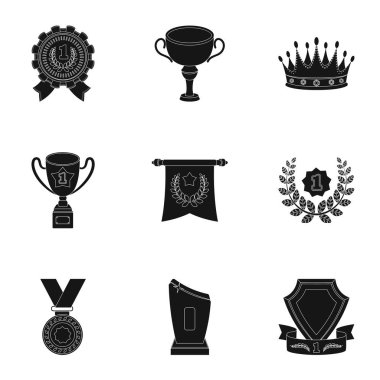 Ödülleri, altın madalya ve kupaları yarışmalar ve yarışmalarda ödül olarak. Kupalar ve ödüller simge siyah stil vektör simge stok çizim üzerinde set koleksiyonu.